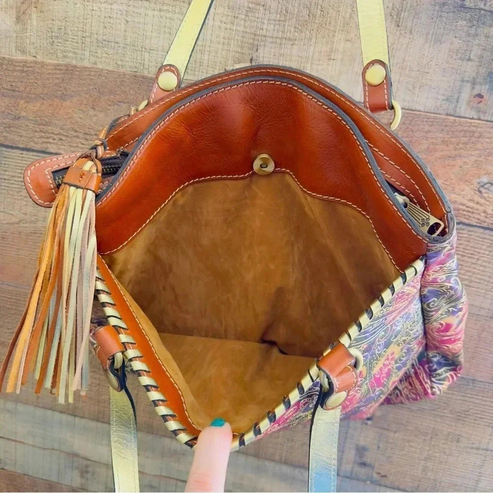 NWOT Patricia Nash Metallic Tooled Lace Poppy Top Zip Tote W Tassel - Picture 14 of 16